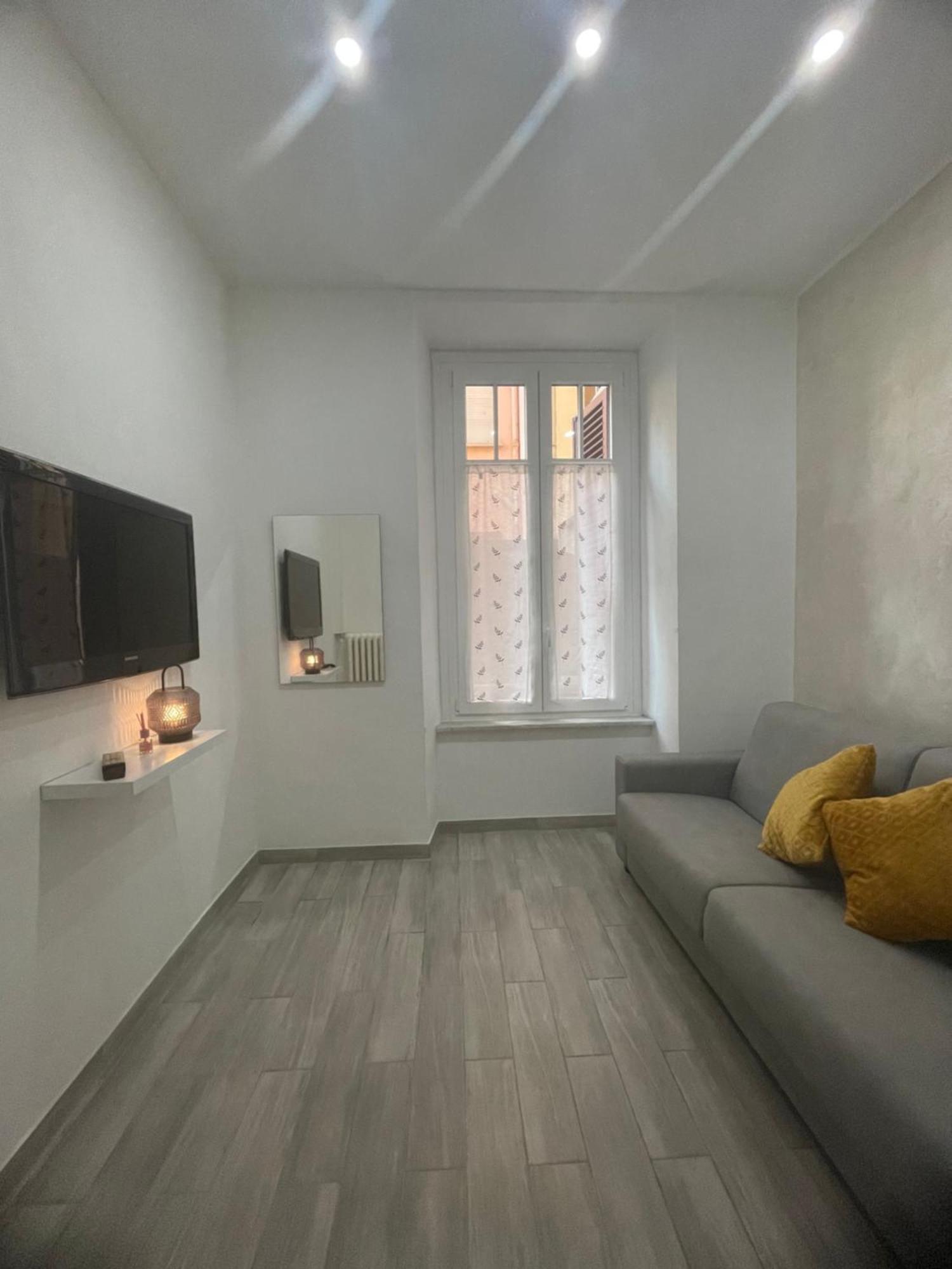 La Casa Nel Viale Apartment อัสตี ภายนอก รูปภาพ