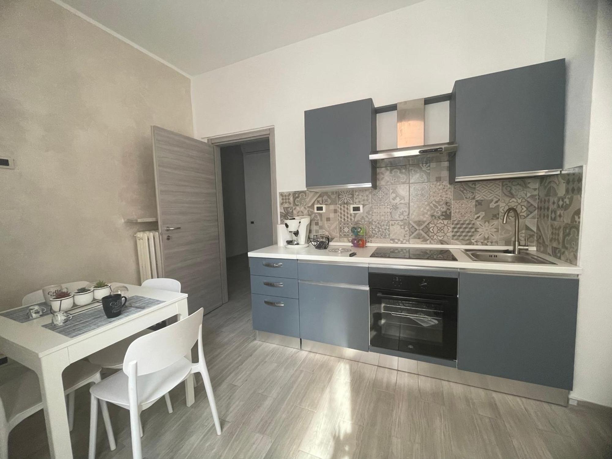 La Casa Nel Viale Apartment อัสตี ภายนอก รูปภาพ
